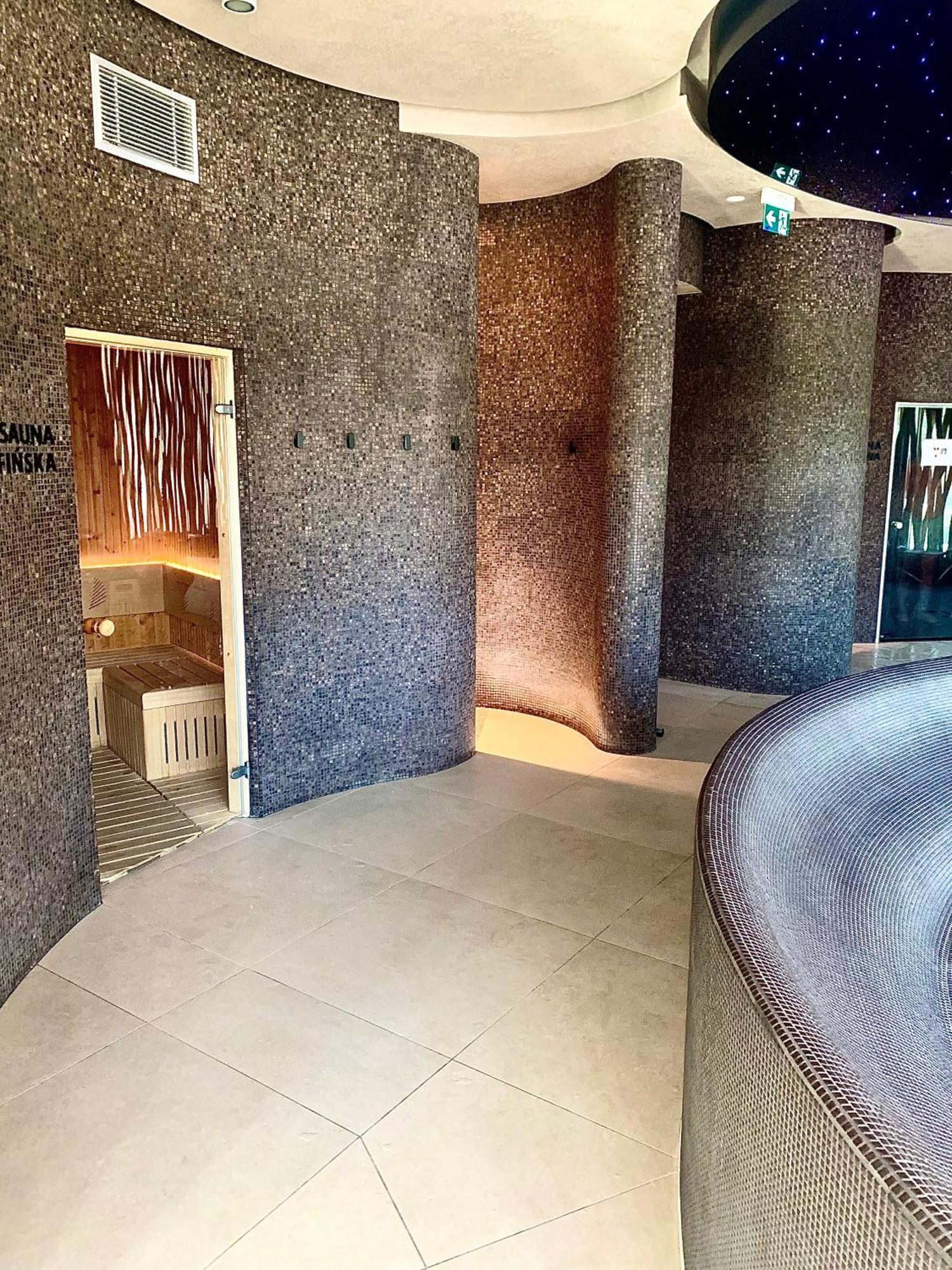 Apartamento Blue Reef 6Th Floor Sea View Miedzyzdroje Exterior foto